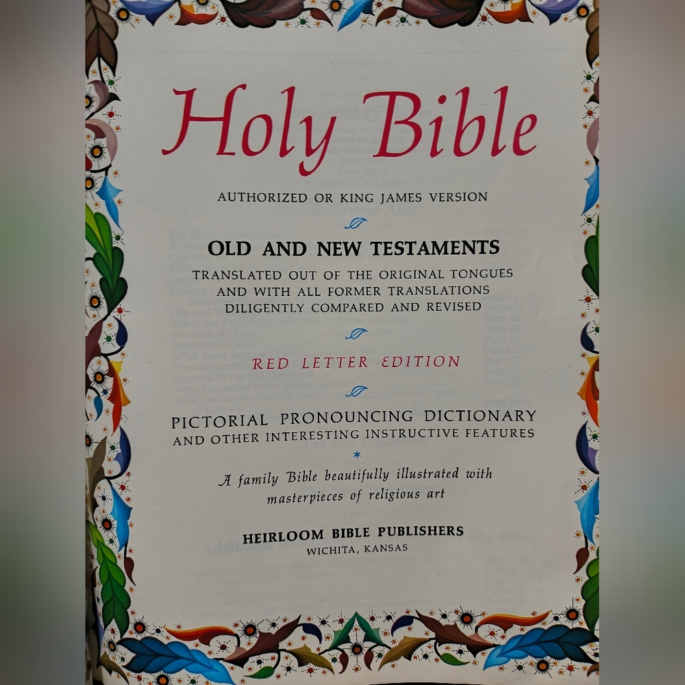1982 Vtg Holy Bible - Picture 2 of 6